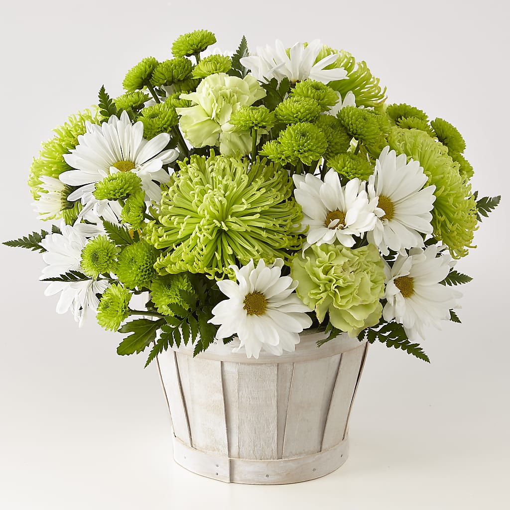 Lucky Charm Basket (Standard) – ROY'S FLORIST, Winnipeg MB