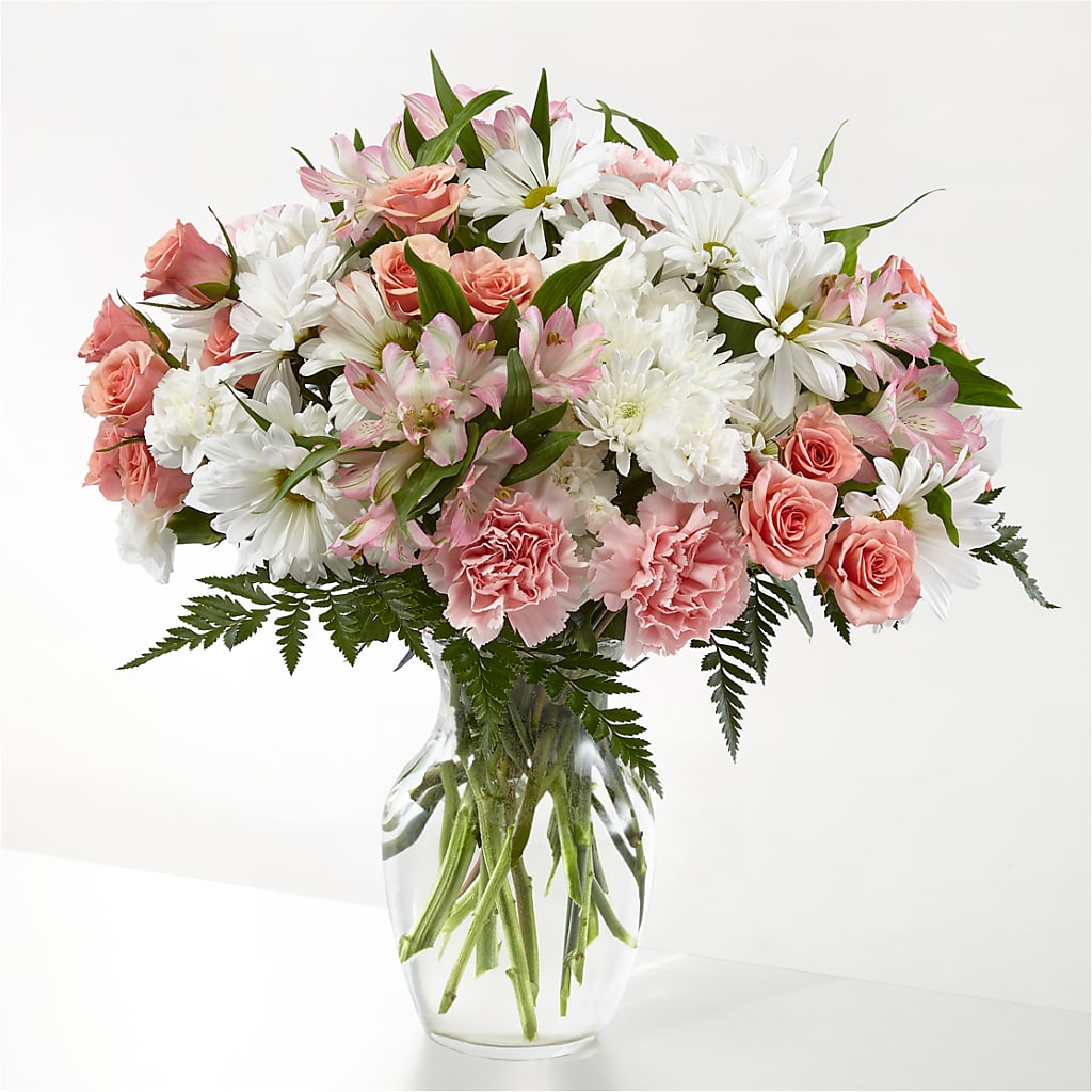 Blush Crush Bouquet – ROY'S FLORIST, Winnipeg MB