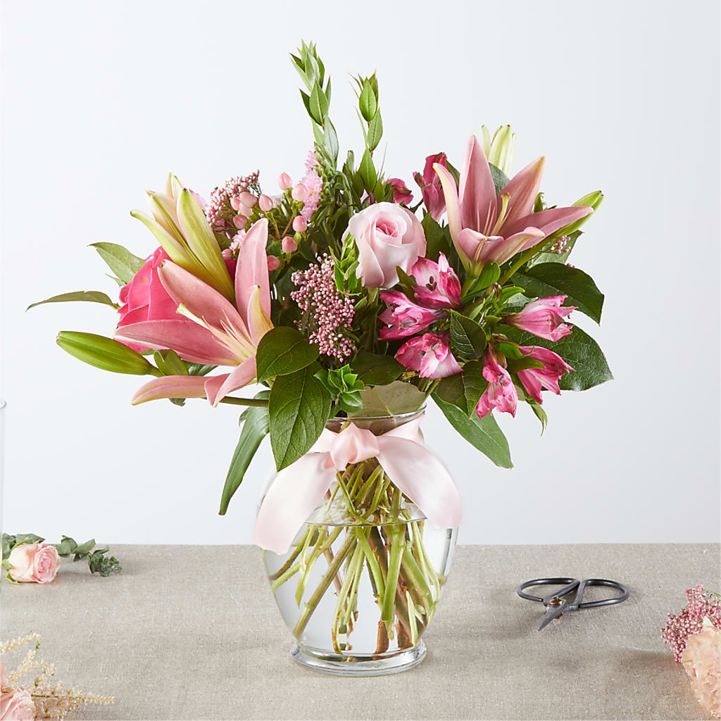 Pink Ribbon - A Florist Original – ROY'S FLORIST, Winnipeg MB