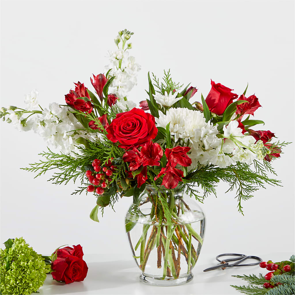 Merry Moment Bouquet – A Florist Original – ROY'S FLORIST, Winnipeg MB