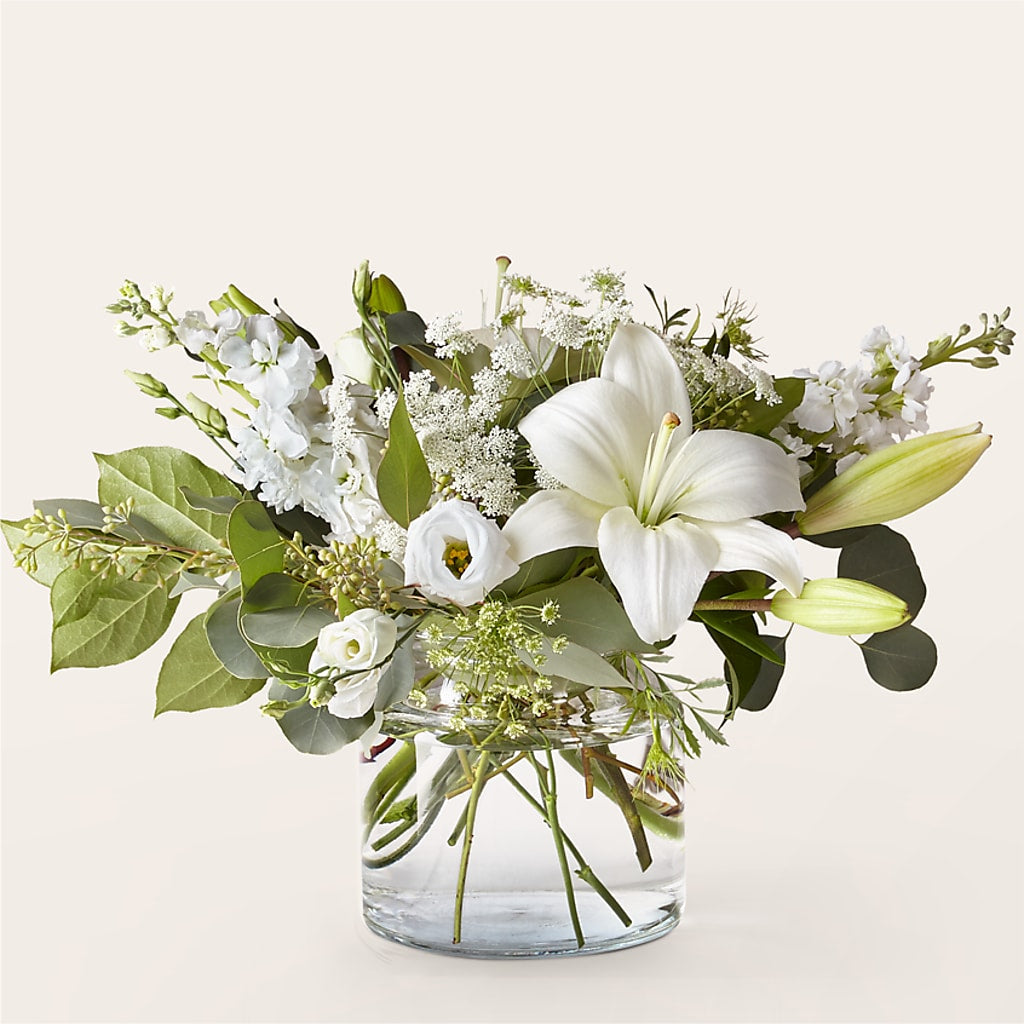 Alluring Elegance Bouquet – ROY'S FLORIST, Winnipeg MB