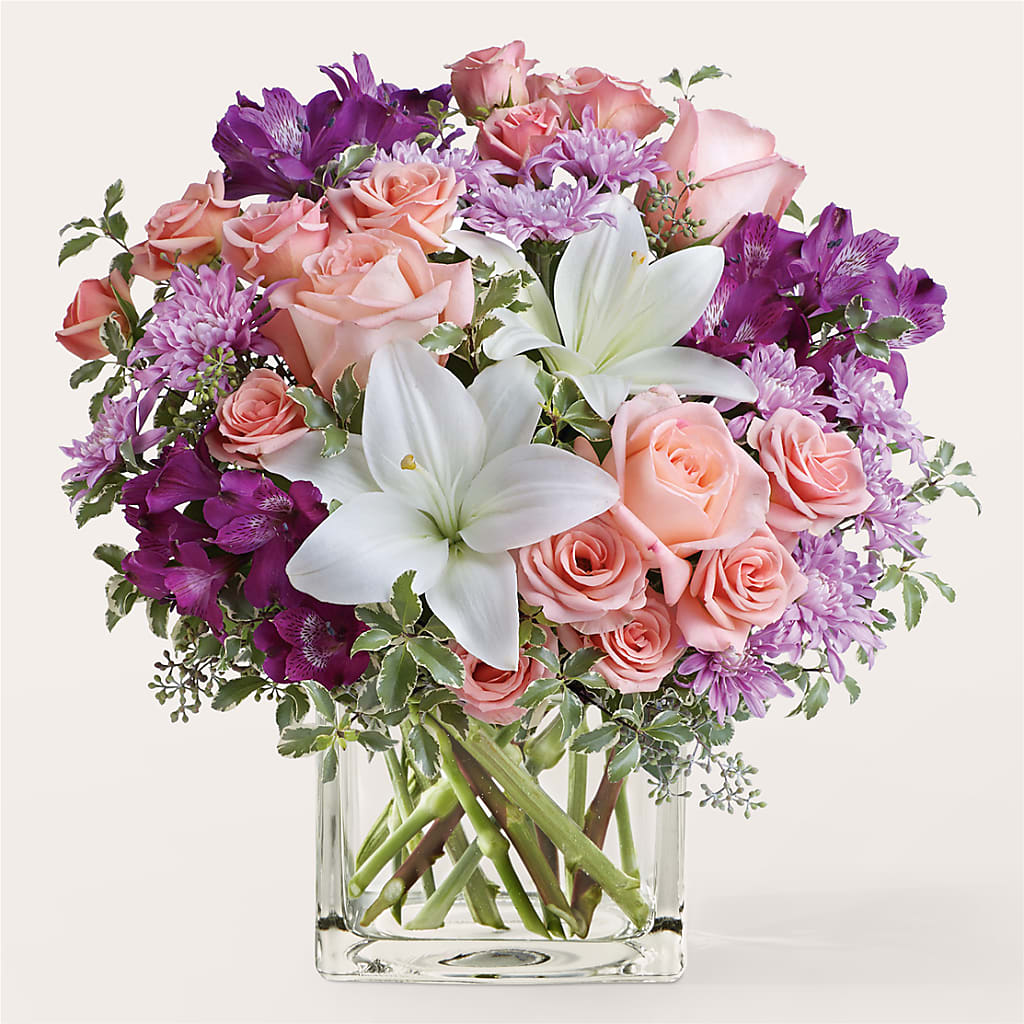 Mani Pedi Bouquet – ROY'S FLORIST, Winnipeg MB