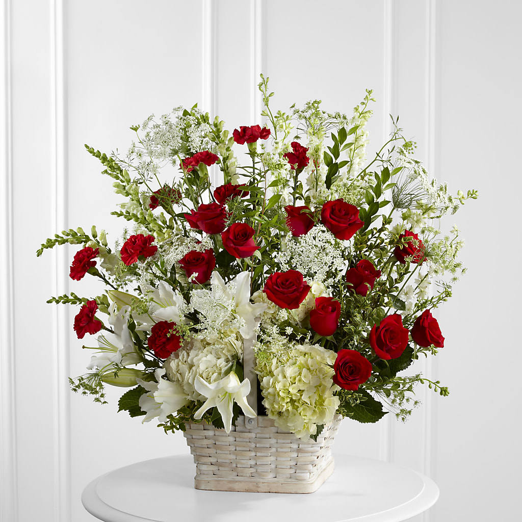 In Loving Memory Arrangement – ROY'S FLORIST, Winnipeg MB