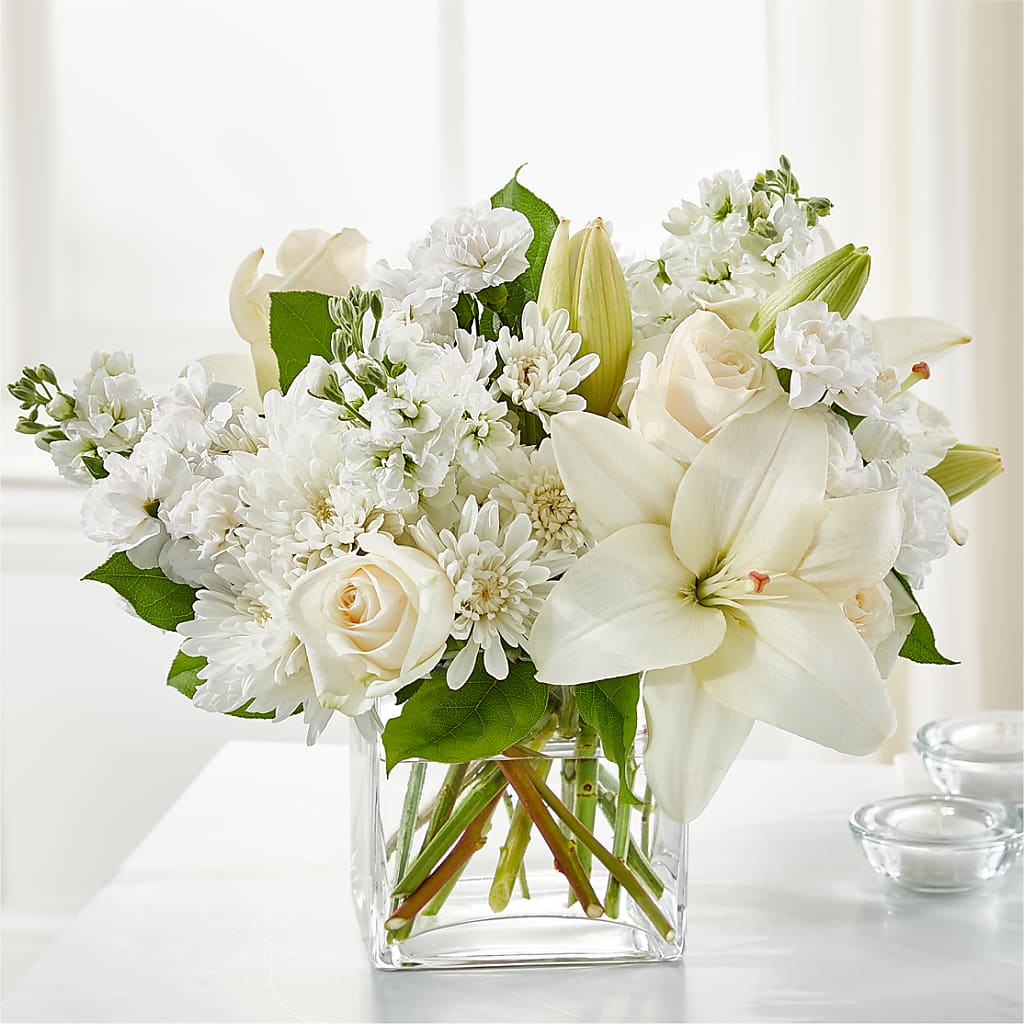 Gentle Breeze Bouquet – ROY'S FLORIST, Winnipeg MB