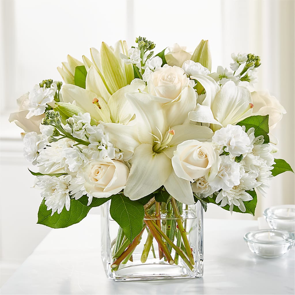 Gentle Breeze Bouquet – ROY'S FLORIST, Winnipeg MB