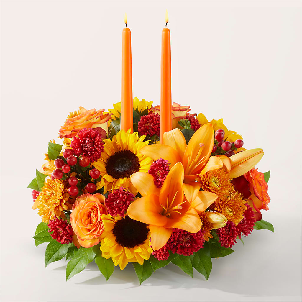Grateful Centerpiece – ROY'S FLORIST, Winnipeg MB