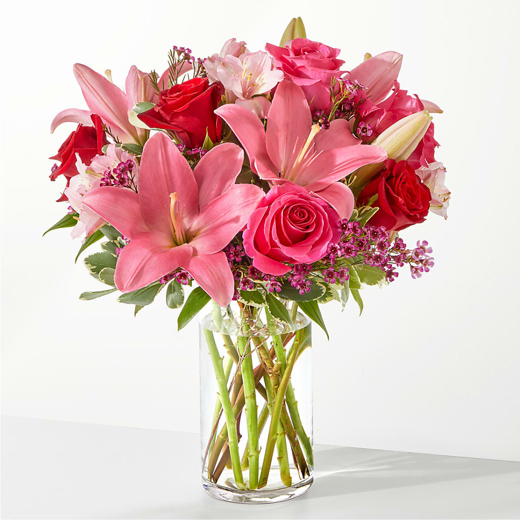 Lucky in Love Bouquet – ROY'S FLORIST, Winnipeg MB