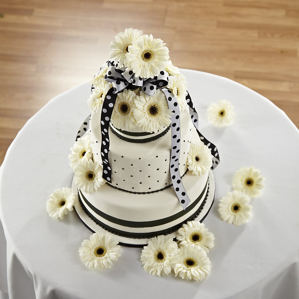 Simple Sophistication Cake Décor – ROY'S FLORIST, Winnipeg MB