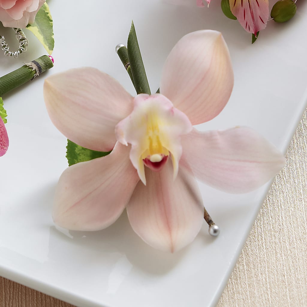 Pink Cymbidium Boutonniere – ROY'S FLORIST, Winnipeg MB