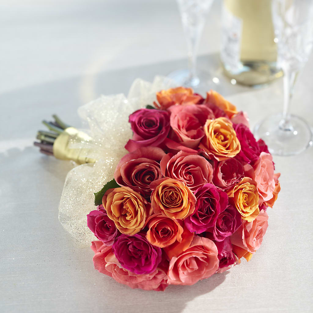 Sweet Roses Bouquet – ROY'S FLORIST, Winnipeg MB