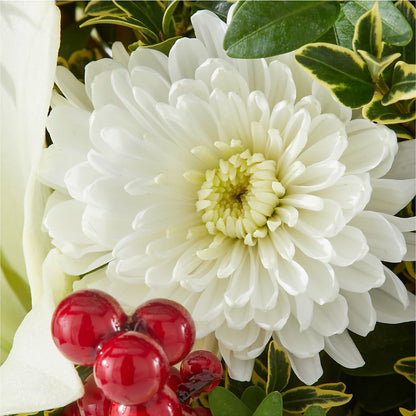 Festive Moments Tree – ROY'S FLORIST, Winnipeg MB