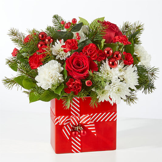 Presents Under the Tree Bouquet – ROY'S FLORIST, Winnipeg MB