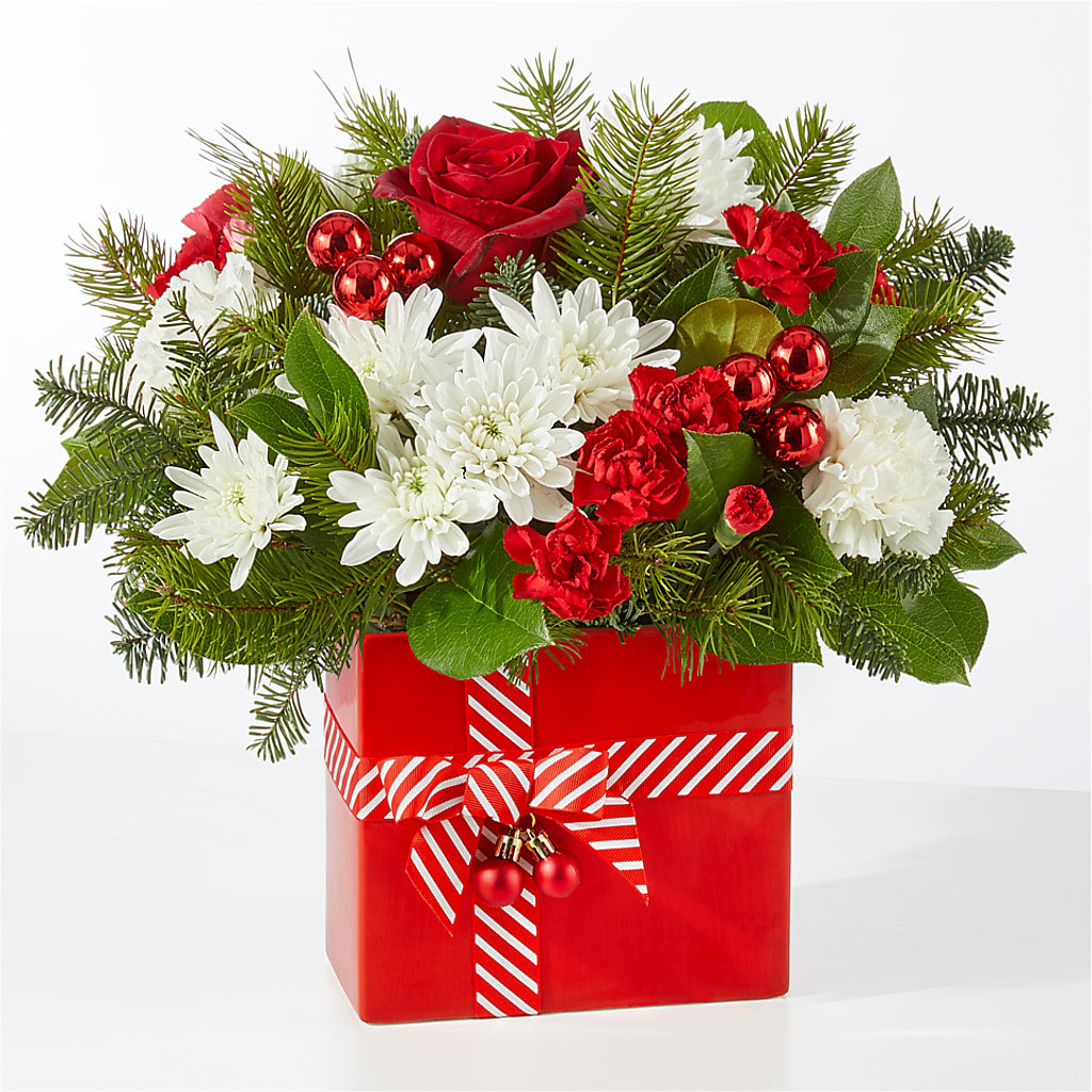 Presents Under the Tree Bouquet – ROY'S FLORIST, Winnipeg MB