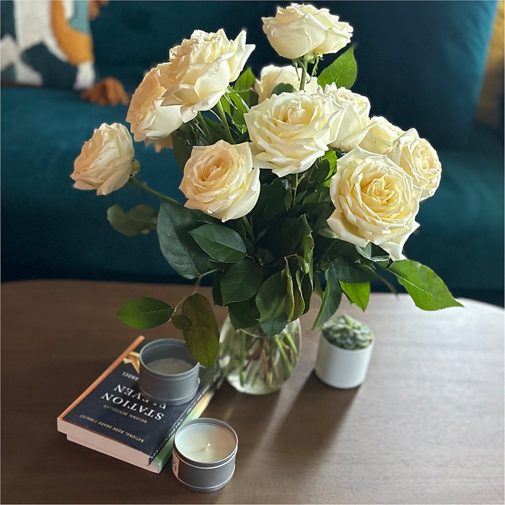Long Stem Yellow Rose Bouquet – ROY'S FLORIST, Winnipeg MB