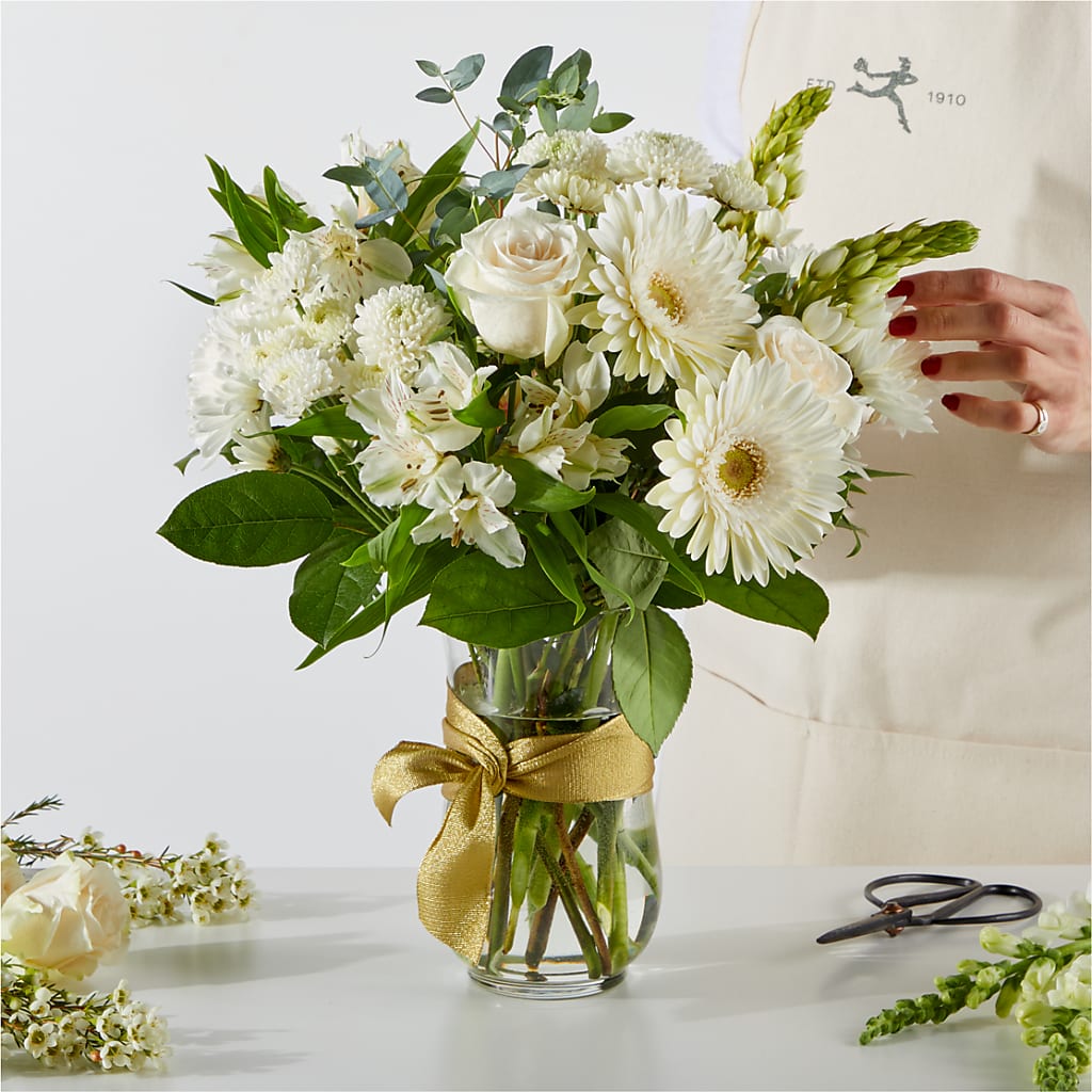 New Beginnings – A Florist Original – ROY'S FLORIST, Winnipeg MB