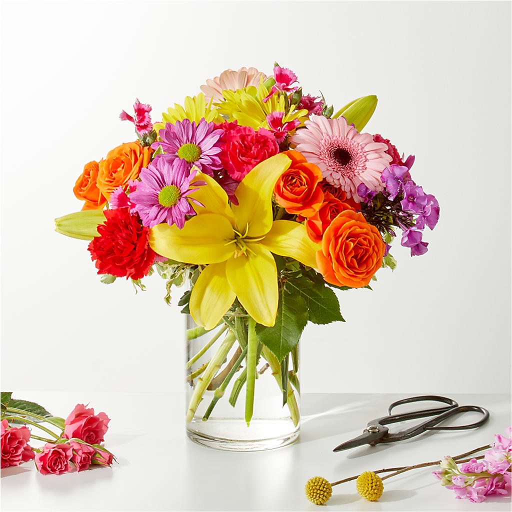 Cue the Confetti - A Florist Original – ROY'S FLORIST, Winnipeg MB