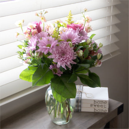 Pastel Tradition - A Florist Original – ROY'S FLORIST, Winnipeg MB