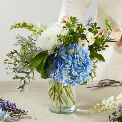 Festival of Lights – A Florist Original – ROY'S FLORIST, Winnipeg MB