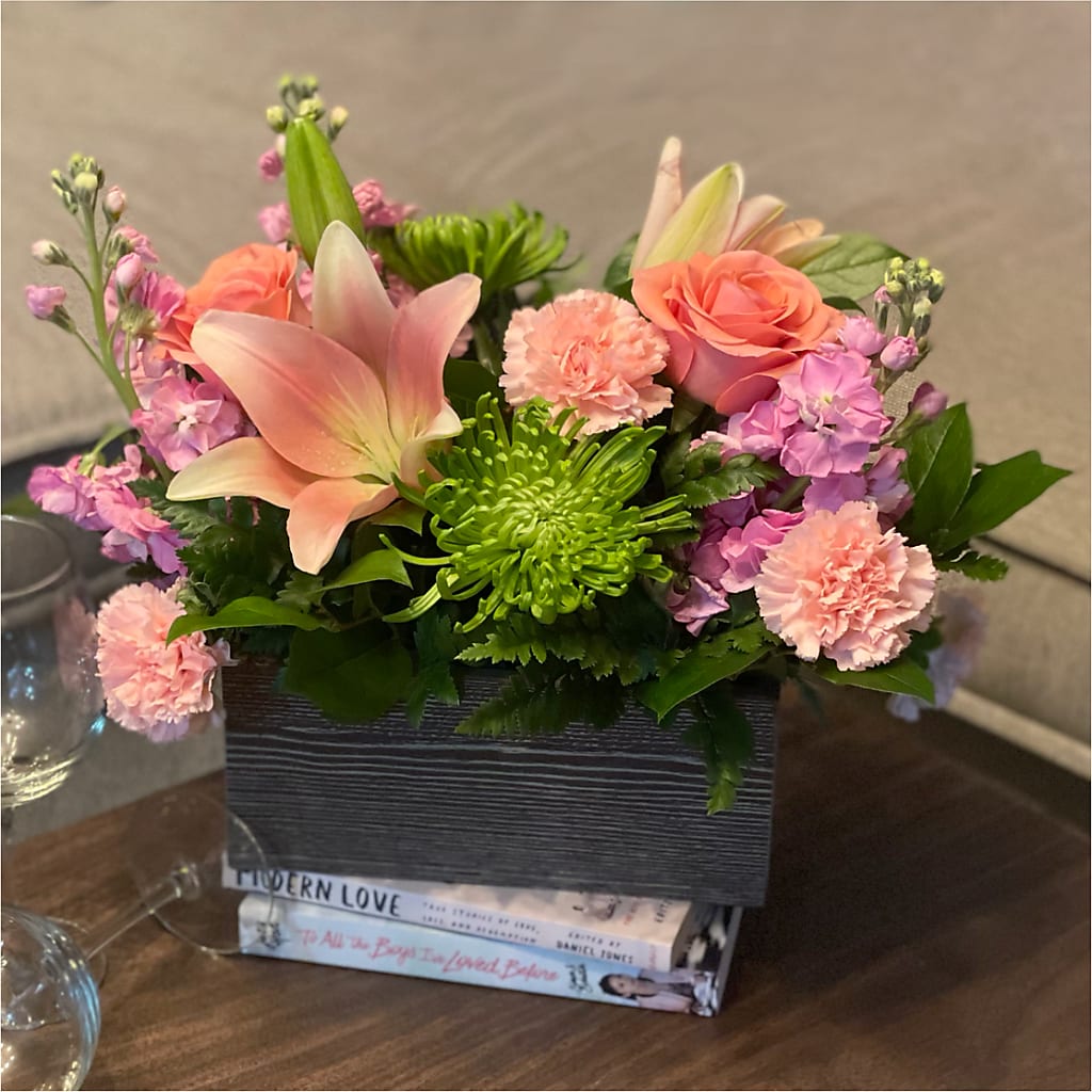 Beautiful Spirit Basket – ROY'S FLORIST, Winnipeg MB