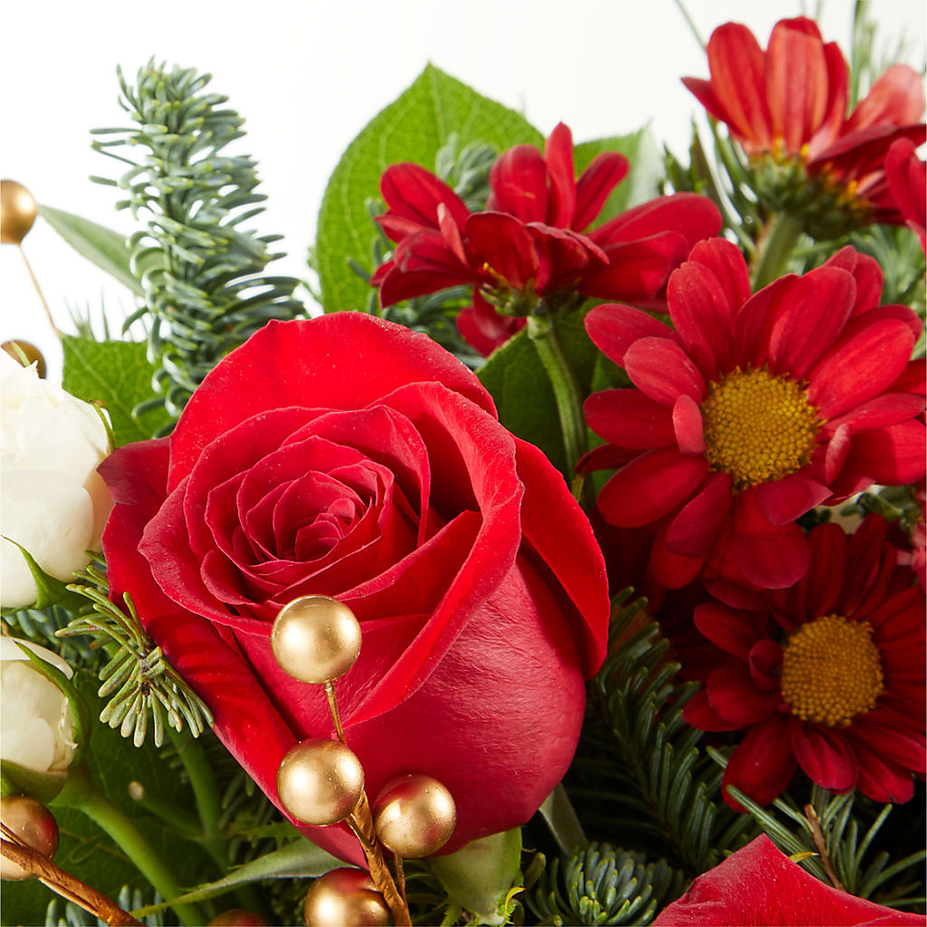 Believe Bouquet – ROY'S FLORIST, Winnipeg MB