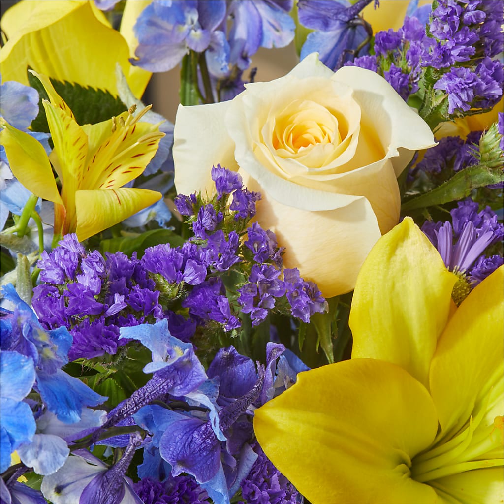 Limoncello Bouquet – ROY'S FLORIST, Winnipeg MB