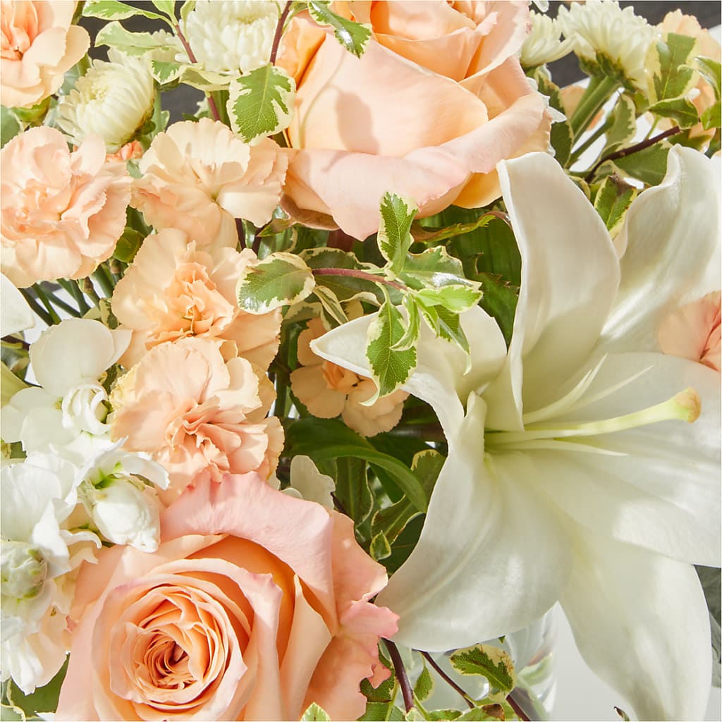 Darling Bouquet – ROY'S FLORIST, Winnipeg MB