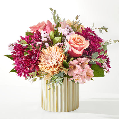 Berry Cobbler Bouquet with Ivory Vase – ROY'S FLORIST, Winnipeg MB