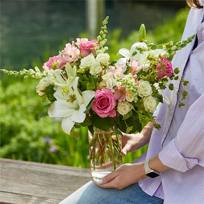 Fondly Bouquet – ROY'S FLORIST, Winnipeg MB