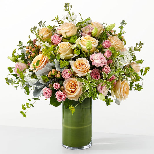 The Glamour Shot – ROY'S FLORIST, Winnipeg MB